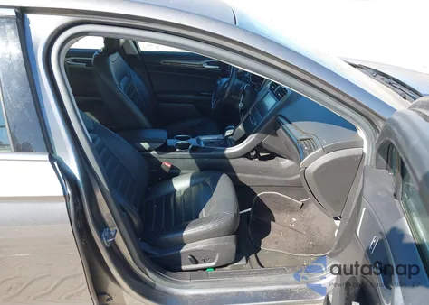 2013 Ford Fusion Se z USA, uszkodzony, nr VIN 3FA6P0HR3DR167036